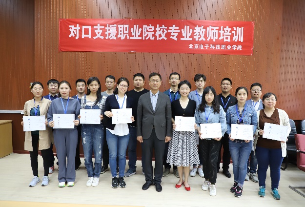 说明: C:\Users\yumrm\AppData\Local\Microsoft\Windows\INetCache\Content.Word\IMG_1820.jpg 说明: C:\Users\yumrm\AppData\Local\Microsoft\Windows\INetCache\Content.Word\IMG_1820.jpg