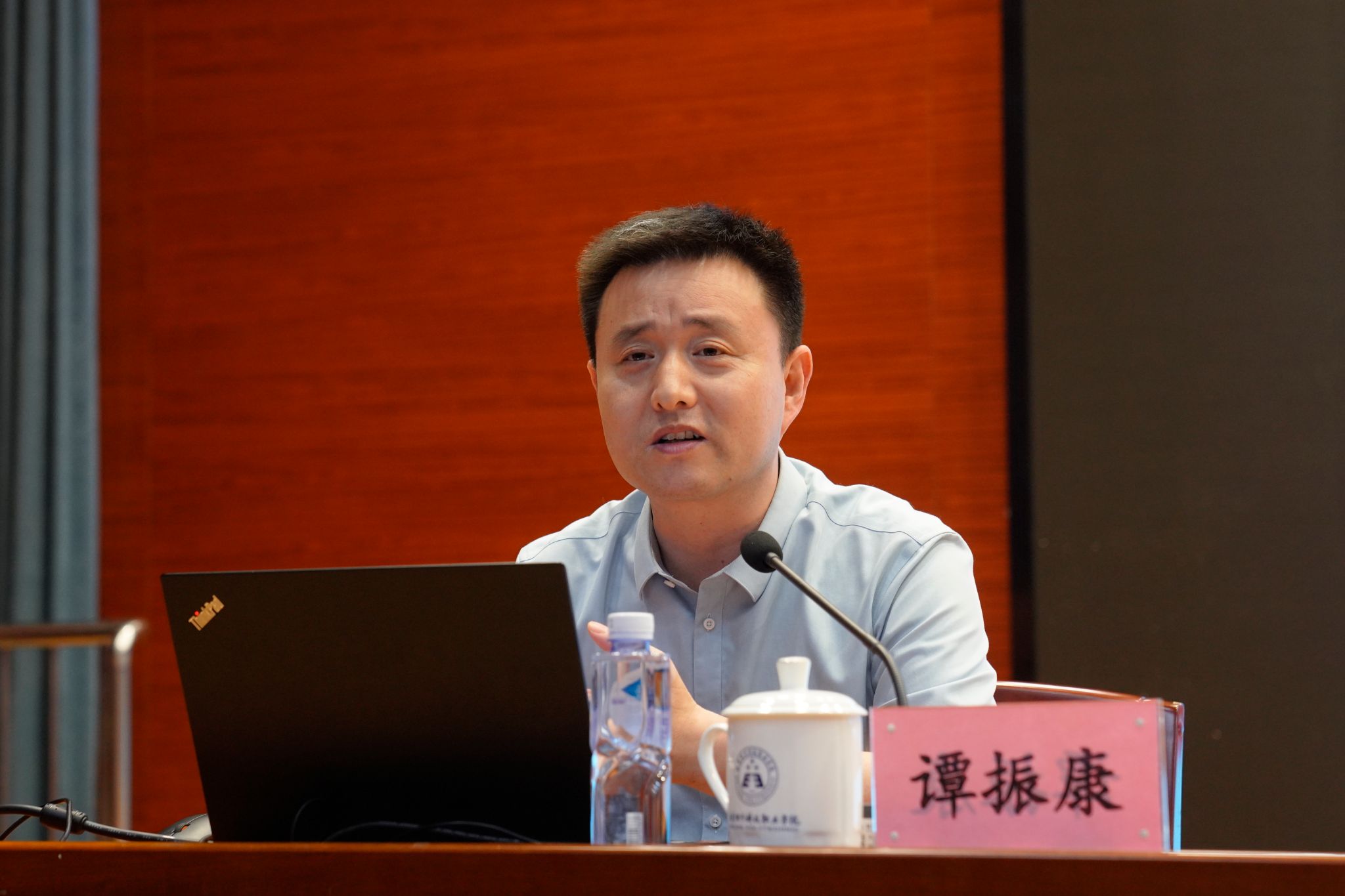 谭振康.jpg 谭振康.jpg